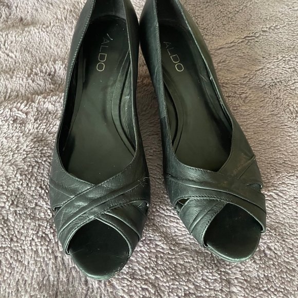 ALDO, Size 8.5/9, Black Peep Toe Wedge Heels - Picture 1 of 7